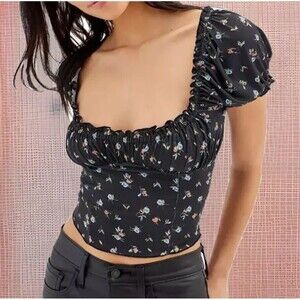 Urban Outfitters Women's Fifi Ruched Cropped Top in Black Floral Size XS